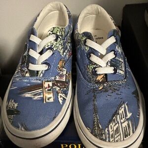 Ralph Lauren Keaton skip on sneaker … toddler size 10. Gently used